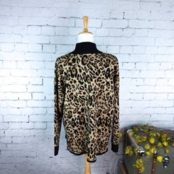 Calvin Klein Cheetah Print Slouchy Sweater Tan Size Large - Picture 3 of 7